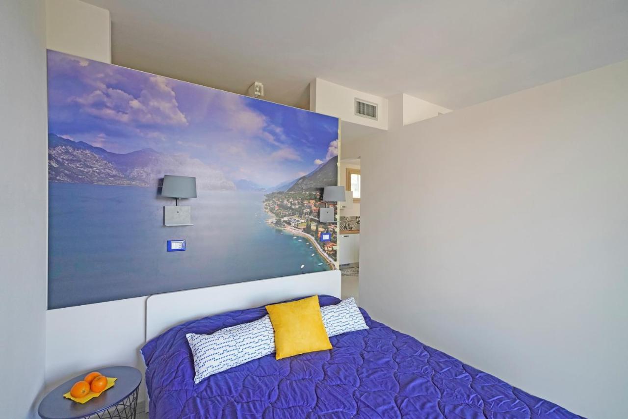Gardaliva Blue Studio 3 Manerba del Garda Buitenkant foto