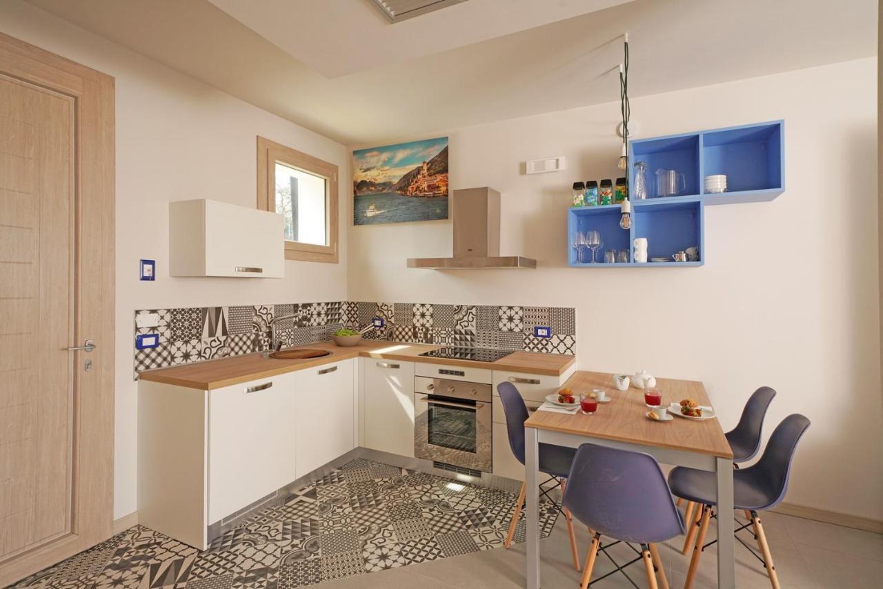 Gardaliva Blue Studio 3 Manerba del Garda Buitenkant foto